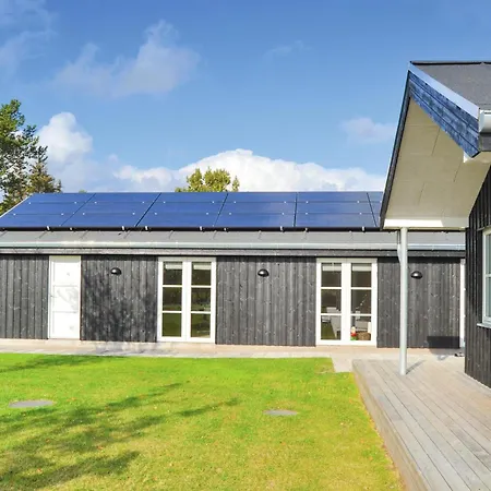 Holiday home 4 Bedroom Cozy In Saeby